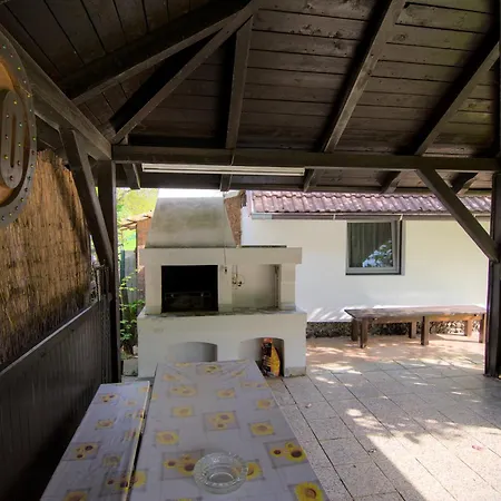 Oáza Klidu V Březové Casa de Férias *